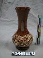 藏品(磁花瓶)的圖片